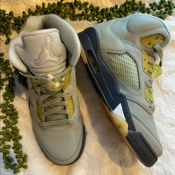 Nike Air Jordan 5 Retro M9/W10.5 Jade Horizon/Desert Sand - Picture 2 of 8